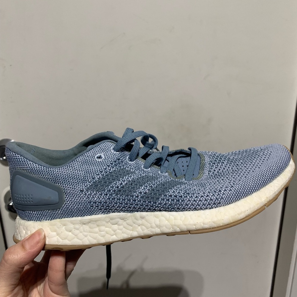 Men’s 7.5 adidas sneakers new